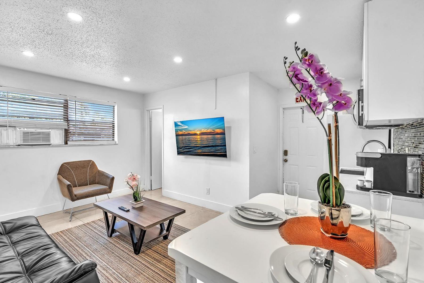New Boutique 1 Bdrm Close To Beach & Casino #211 Hollywood Luaran gambar
