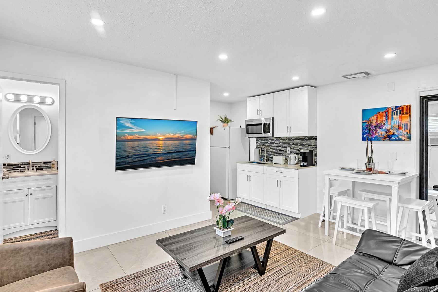 New Boutique 1 Bdrm Close To Beach & Casino #211 Hollywood Luaran gambar